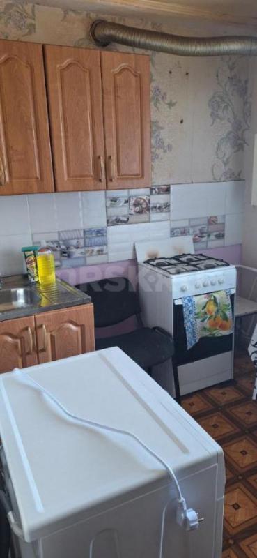 Сдается квартира , уютная, с косметическим ремонтом , имеется все для проживания , будем рады чистоп - Орск