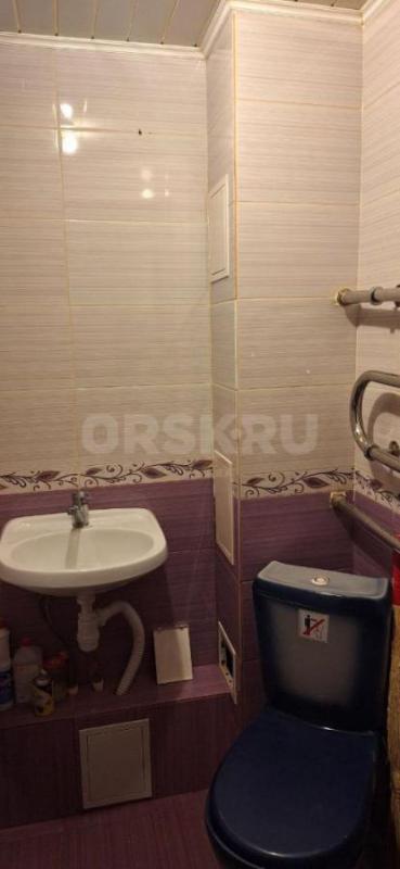 Сдается квартира , уютная, с косметическим ремонтом , имеется все для проживания , будем рады чистоп - Орск