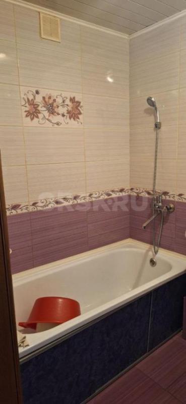 Сдается квартира , уютная, с косметическим ремонтом , имеется все для проживания , будем рады чистоп - Орск