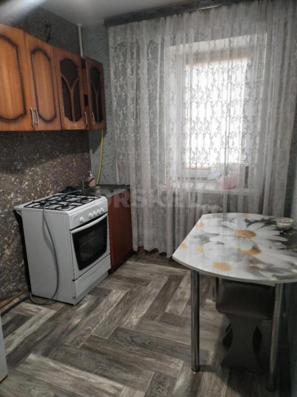 Сдам квартиру на остановке Шевченко в удобном расположение города. - Орск