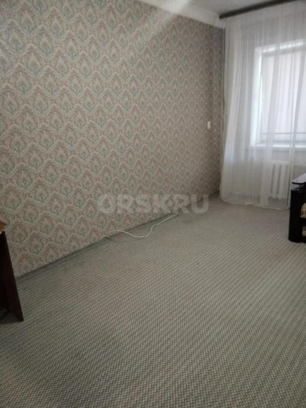 Сдам квартиру на остановке Шевченко в удобном расположение города. - Орск