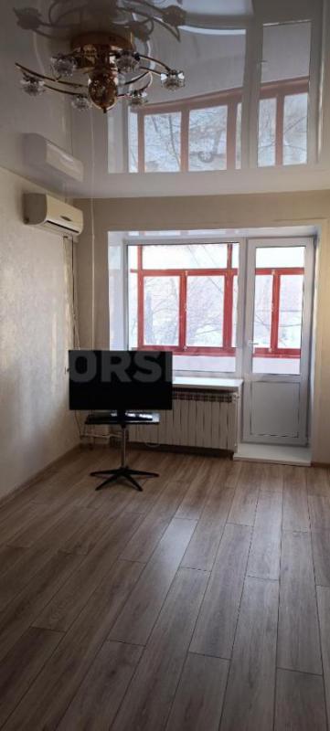 Продам 3-х комнатную квартиру в г. - Гай