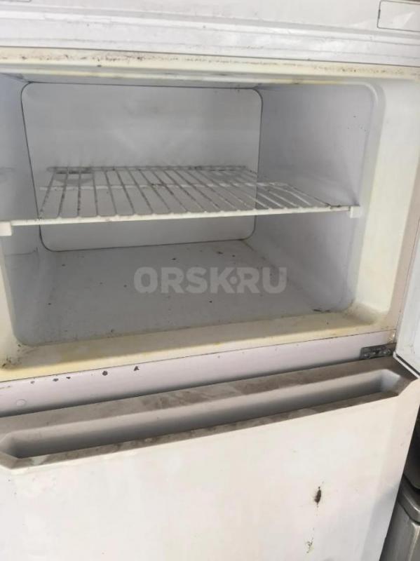 Продам холодильник б. - Орск
