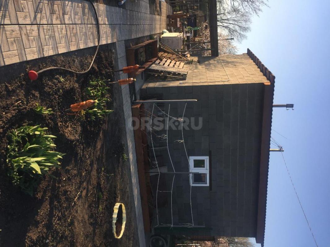 Продам участок с домом 5*5. 300м от водонапорной башни по ул Вяземской. - Орск