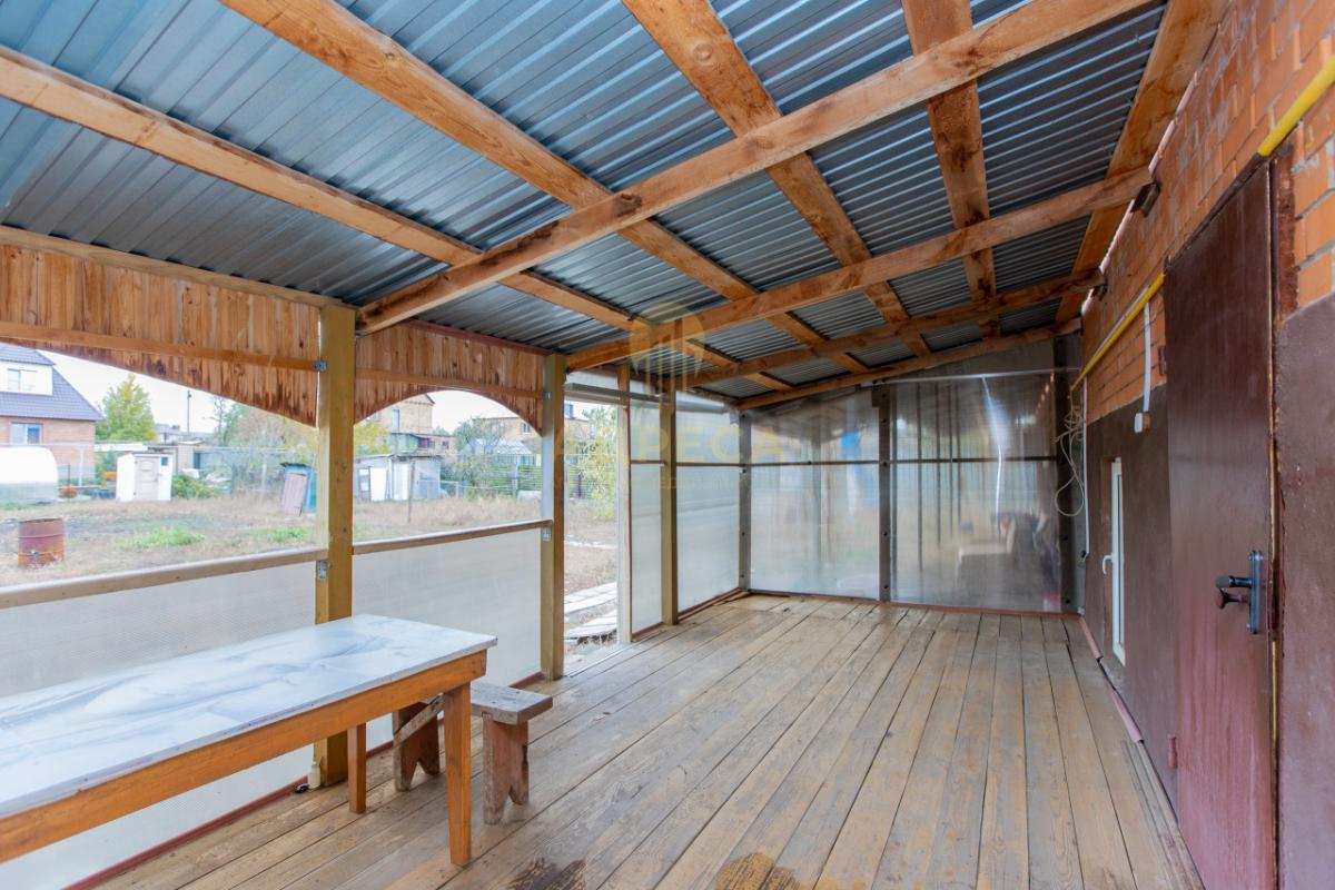 В продаже двухэтажный ДОМ 248м Площадь участка 13 сотУдобная транспортная развязка, магазины,аптеки - Оренбург