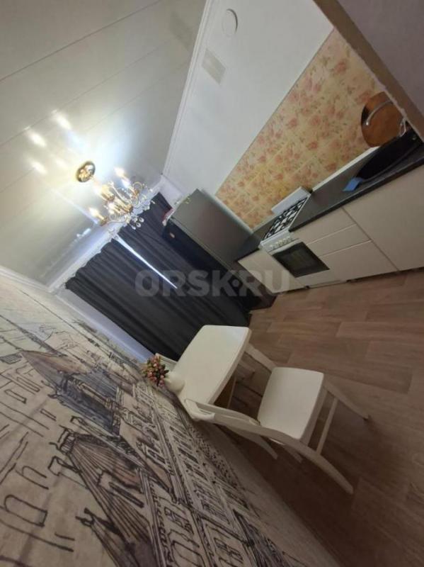 Сдам в долгосрочную аренду квартиру. - Орск