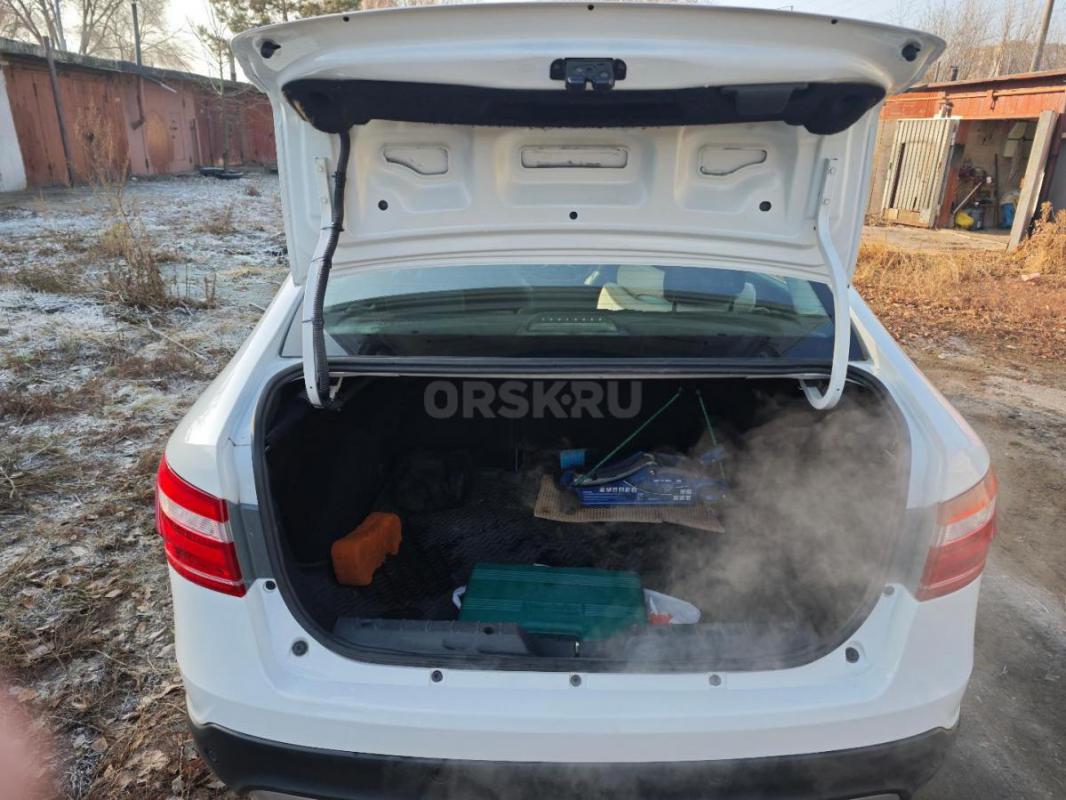 Продам Vesta Cross 2019 года. - Орск