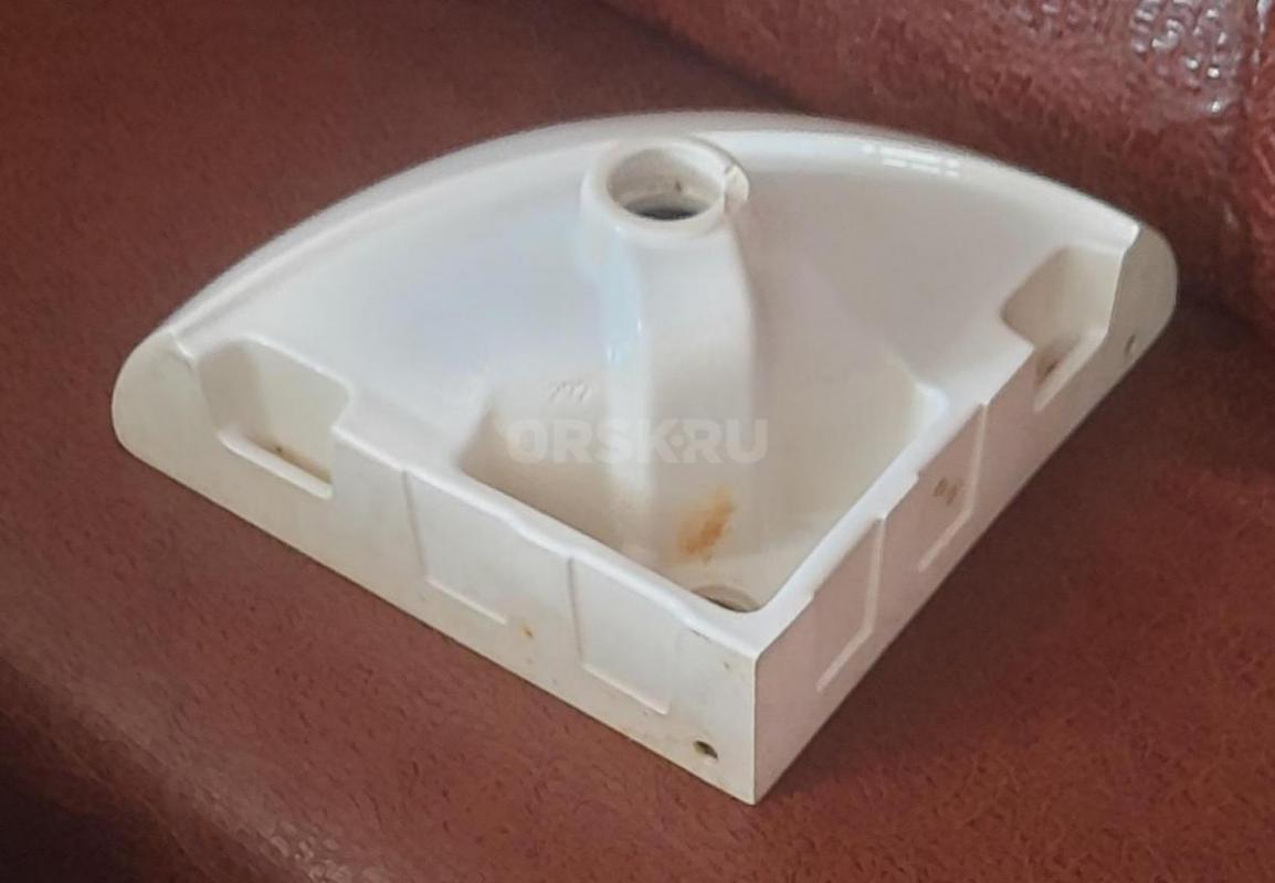 Раковина умывальник угловой 35*35 см. - Орск