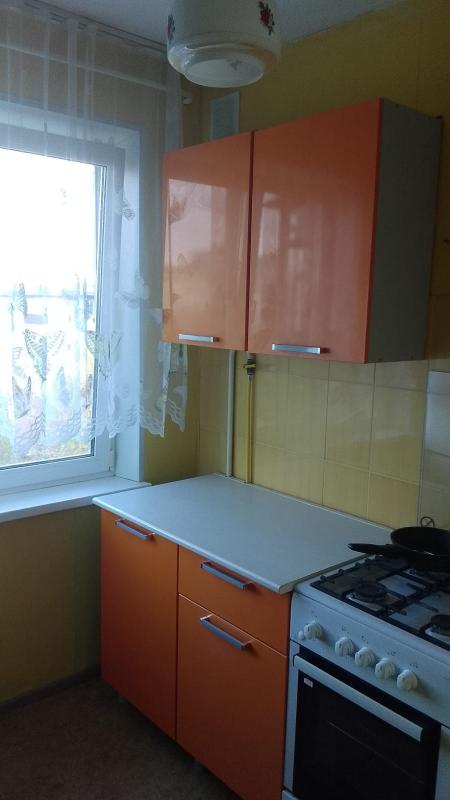 Сдам на длительный срок 2-комнатную квартиру в хорошем районе, рядом ост. - Новотроицк