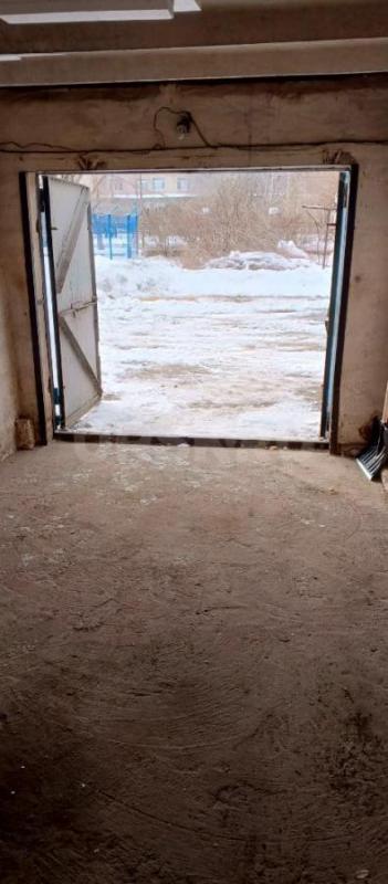 Продам Гараж в центре города во дворе дома Новосибирская 52. - Орск