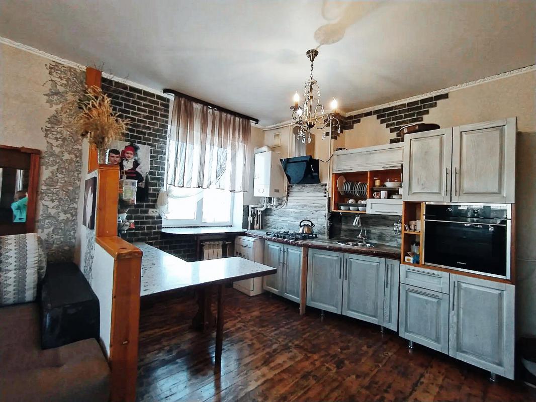 ПРДАËТСЯ ПРЕКРАСНЫЙ, НОВЫЙ ДОМ, ПОСТРОЕННЫЙ И ОТДЕЛАННЫЙ СВОИМИ УМЕЛЫМИ РУКАМИ! - Новотроицк