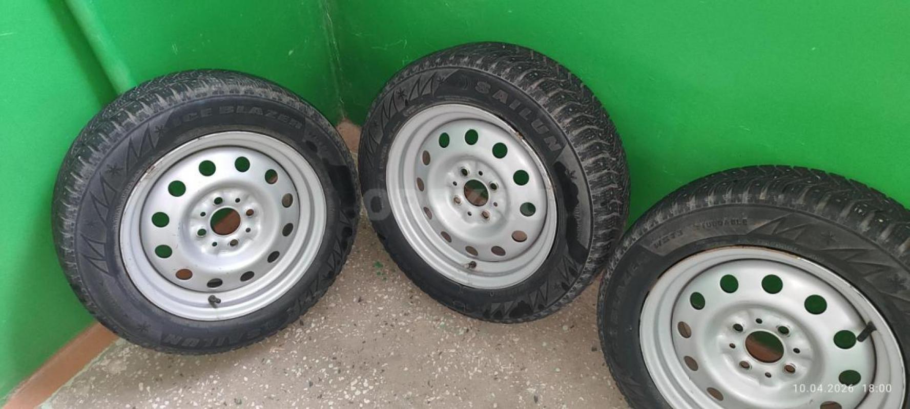 Комплект колёс 175/65 с дисками R14, зима без шипов. - Орск