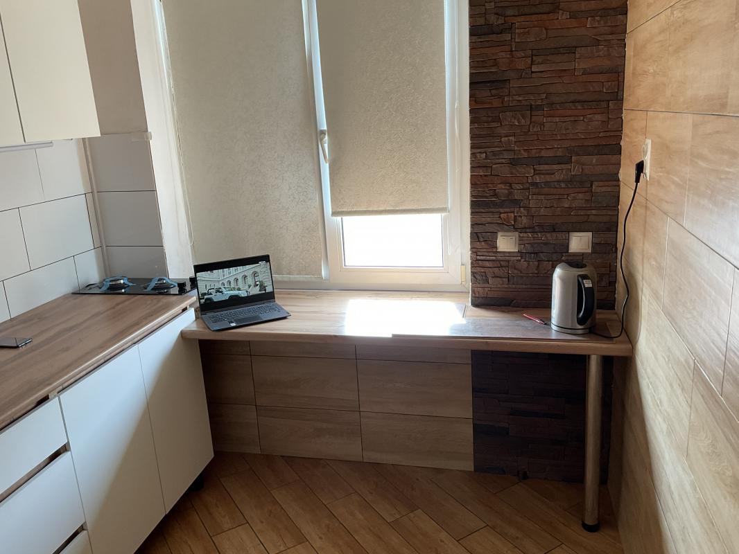 4 комнатная квартира в хорошем районе. - Новотроицк