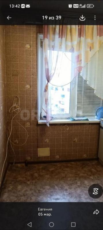 Продаётся квартира с отличной локацией под ремонт! - Орск