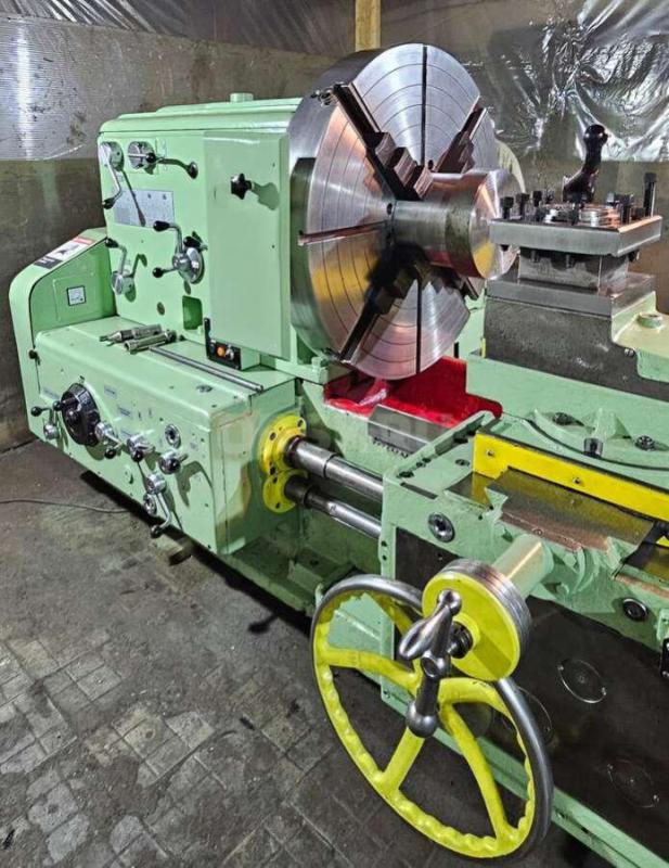 Вакансия Токарь-универсал ДИП 500,1м65. - Орск