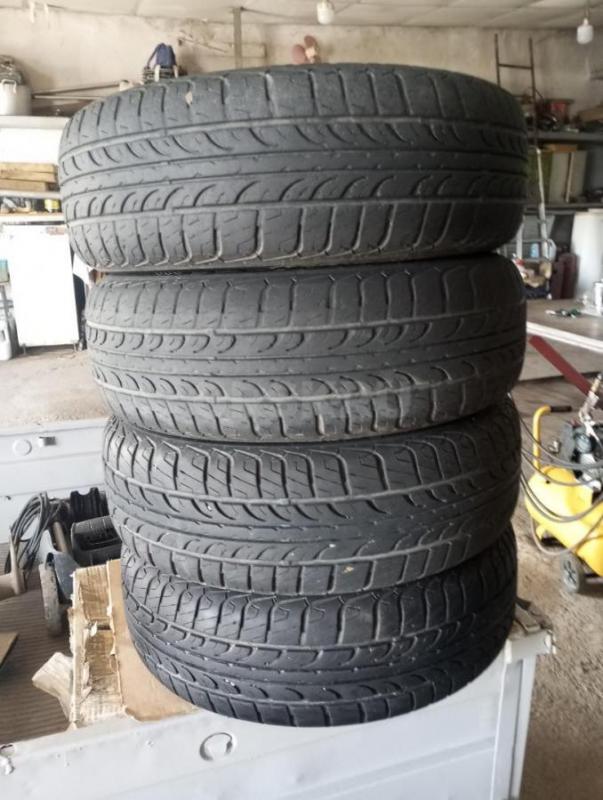 Продам летнюю резину r 14 комплект 4 штуки за 6000 руб - Орск