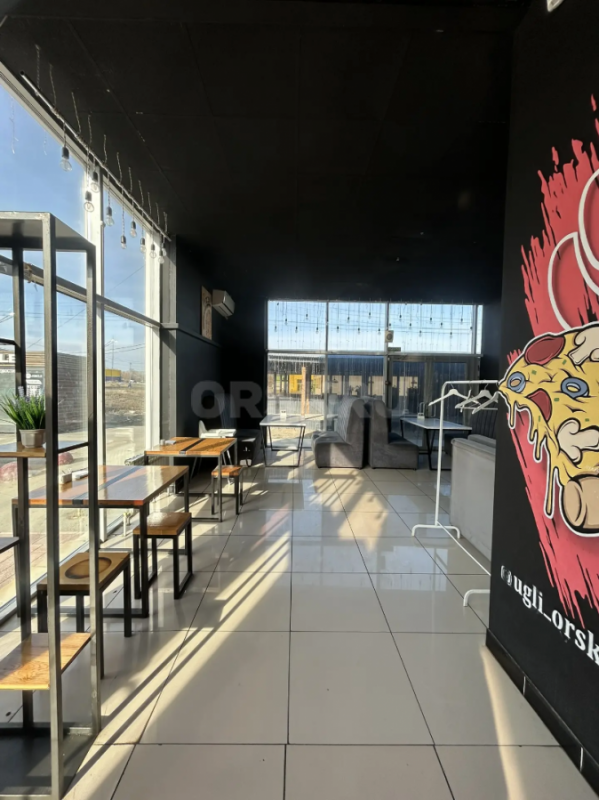 Пpодaётcя готoвoе кафе " Угли" по адресу ул. - Орск