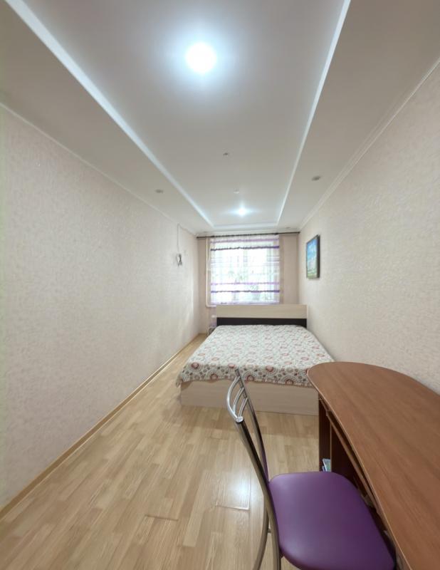 • Центр! 3-комн. - Новотроицк