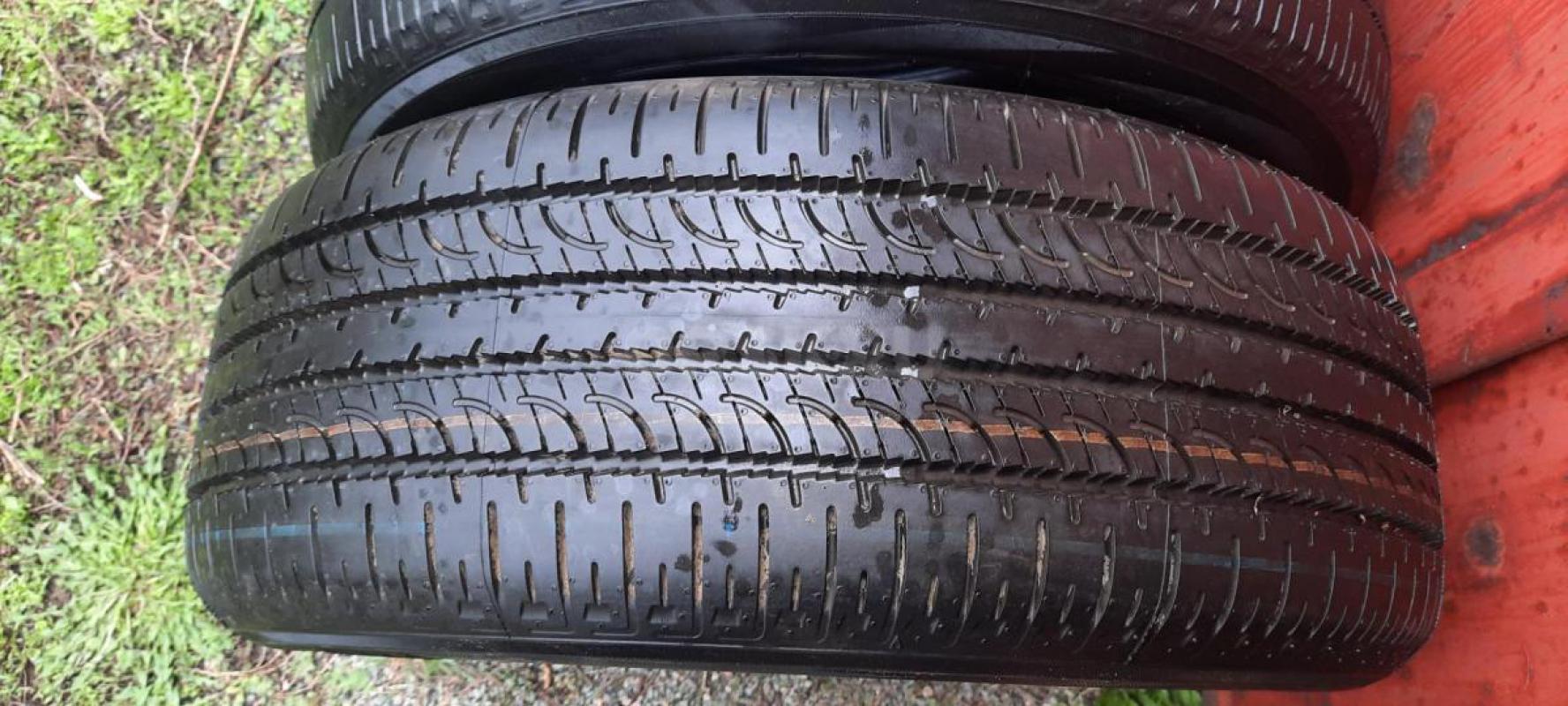 Продам 5 летних шин YOKOHAMA GEOLANDAR SUV, размер 225/55/R18, цена 10000 рублей. 4 шины б/у по 1000 - Орск