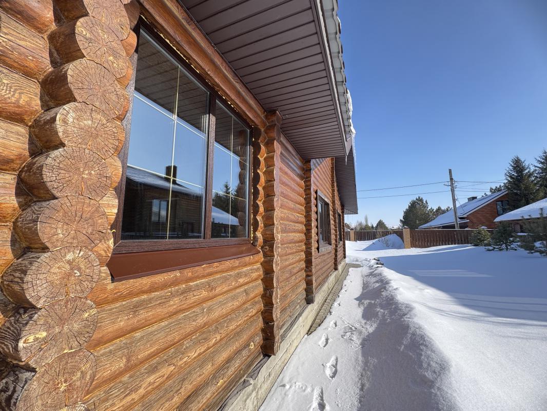 Продам дом из бревна 300 кВ. - Орск