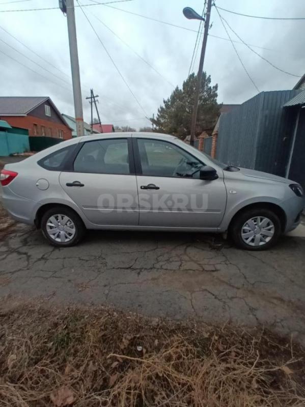 продам в хорошем состоянии без дтп пробег родной один хозяин окрас завод стекла тоже усилитель руля - Орск