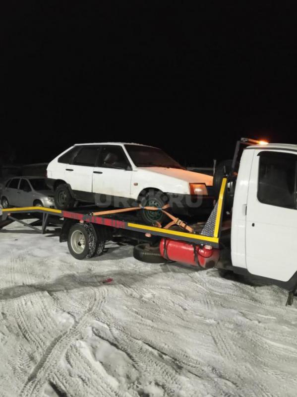 Услуги ЭВАКУАТОРА  круглосуточно 24/7, срочная подача машины, предзаказ. - Орск