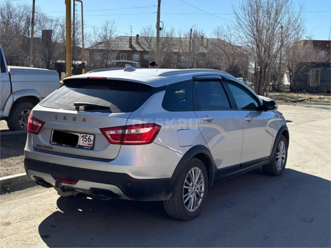 Продам Vesta sv cross универсал 
2019г. - Орск