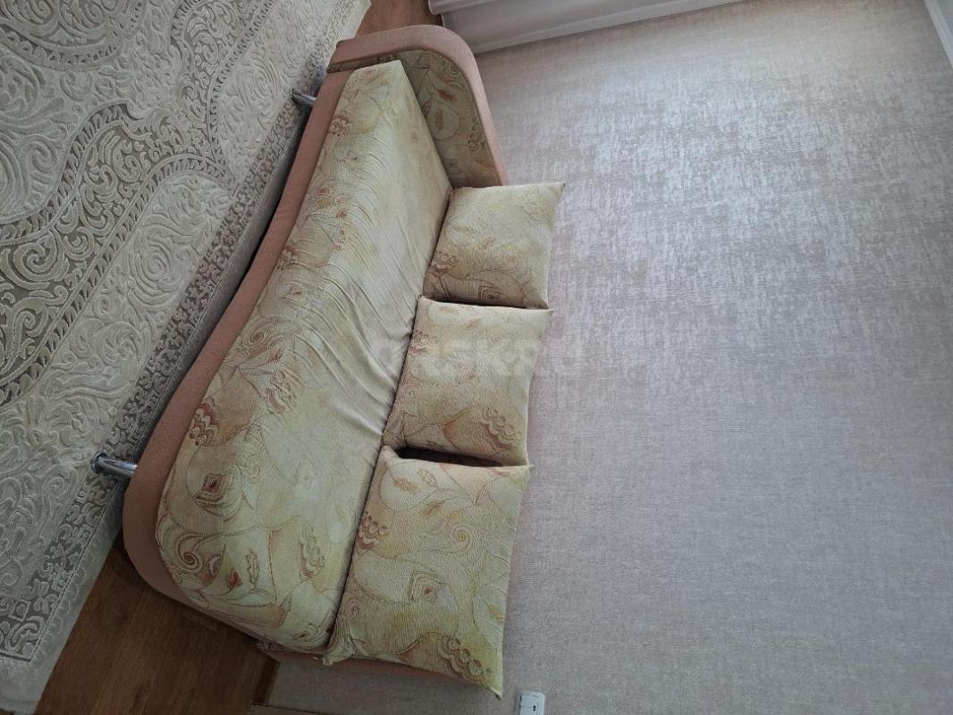 Диван,  размер185 на 150, - Орск