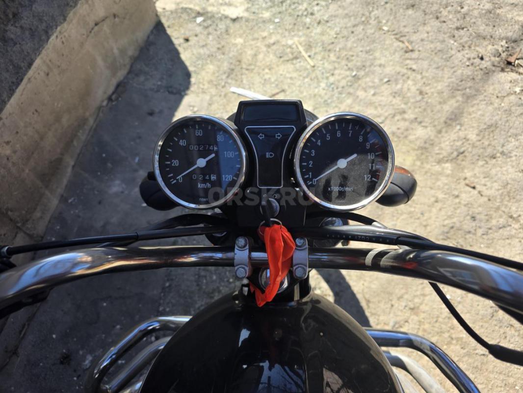 Продам мопед венто рива рх пробег 250км,кофр,плюс два новых шлема.70 000 - Орск