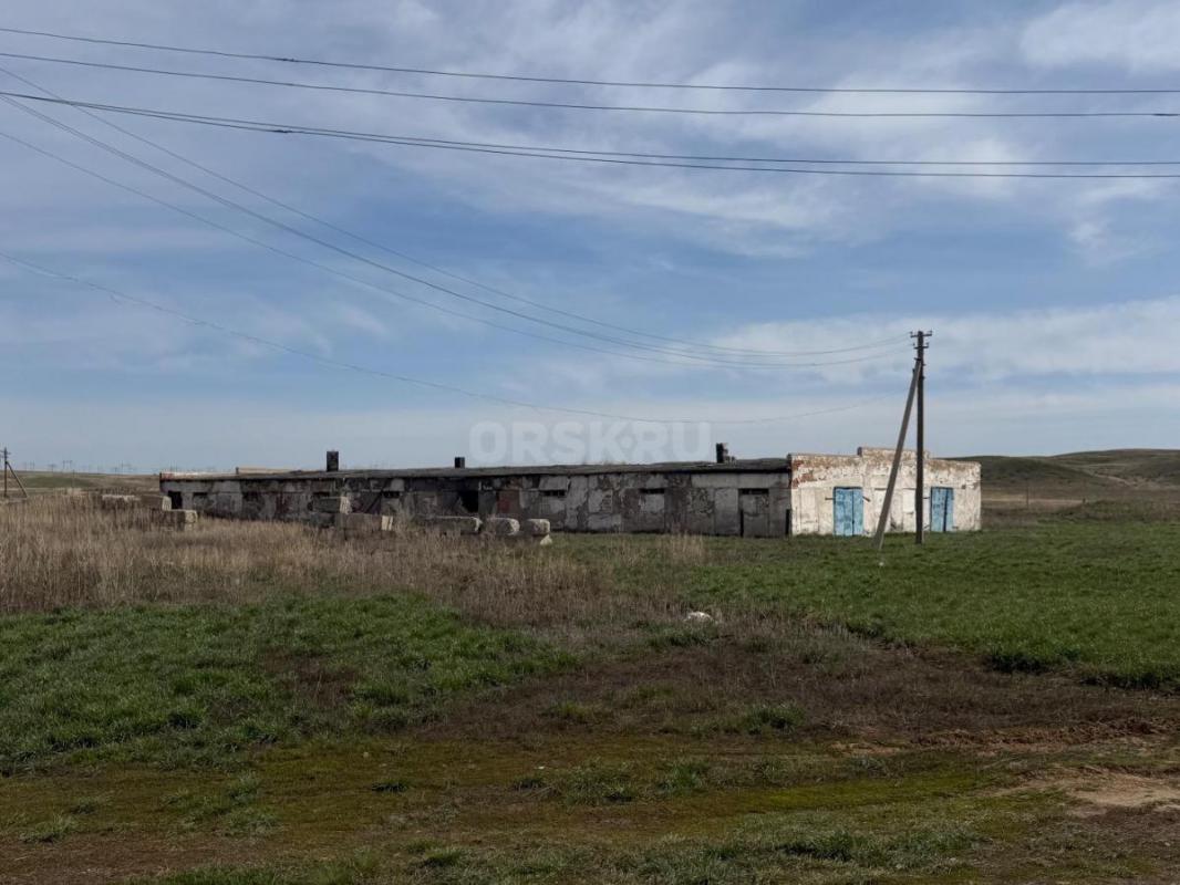 Срочно Продам животноводческую базу. - Гай