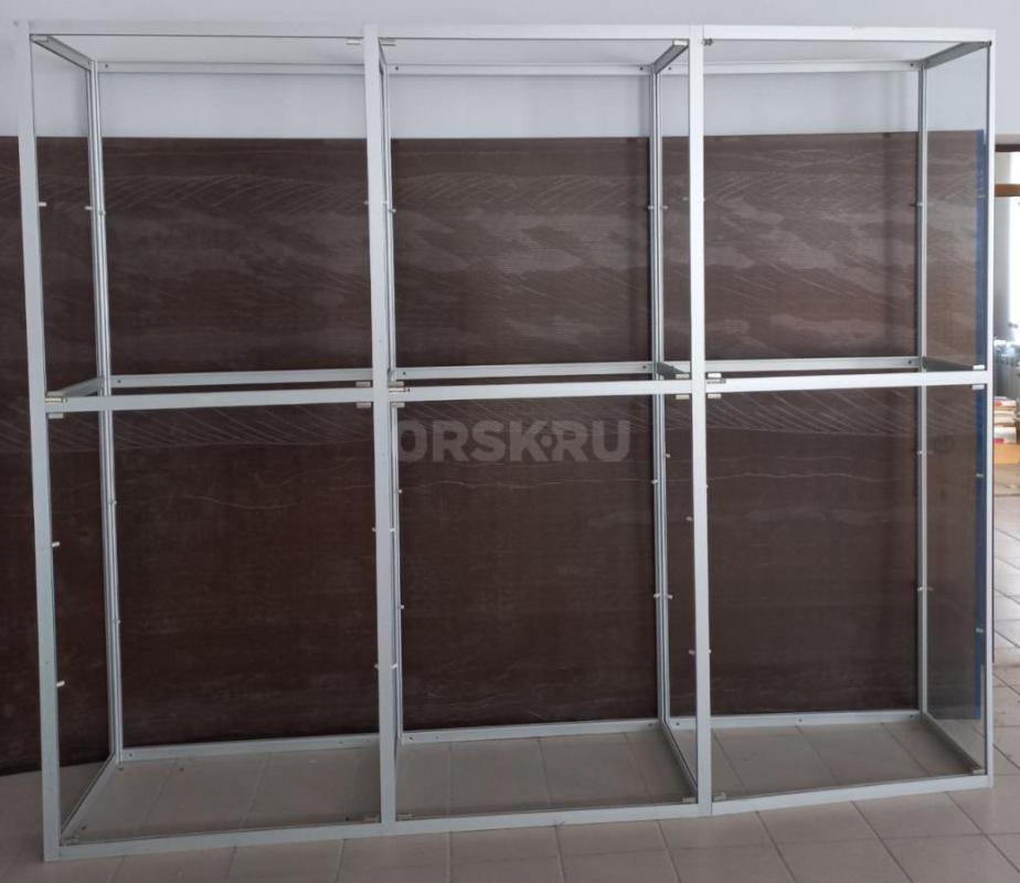 Продаю стеклянные витрины два образца разных размеров. - Орск