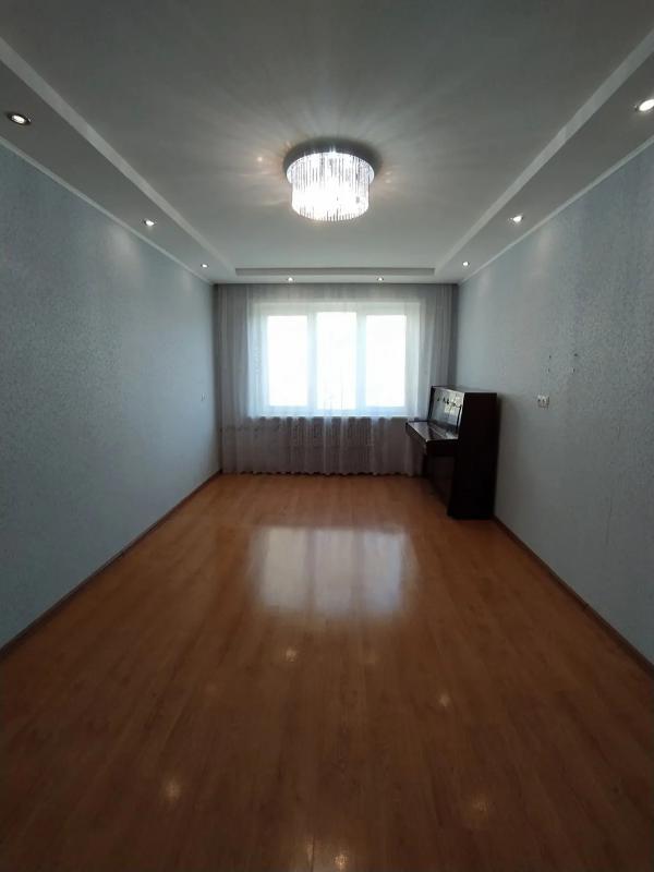 ПРОДАЁТСЯ УЮТНАЯ 2-Х КОМНАТНАЯ КВАРТИРА, С УЗАКОНЕННОЙ ПЕРЕПЛАНИРОВКОЙ, ПО АДРЕСУ: 
Г. - Новотроицк