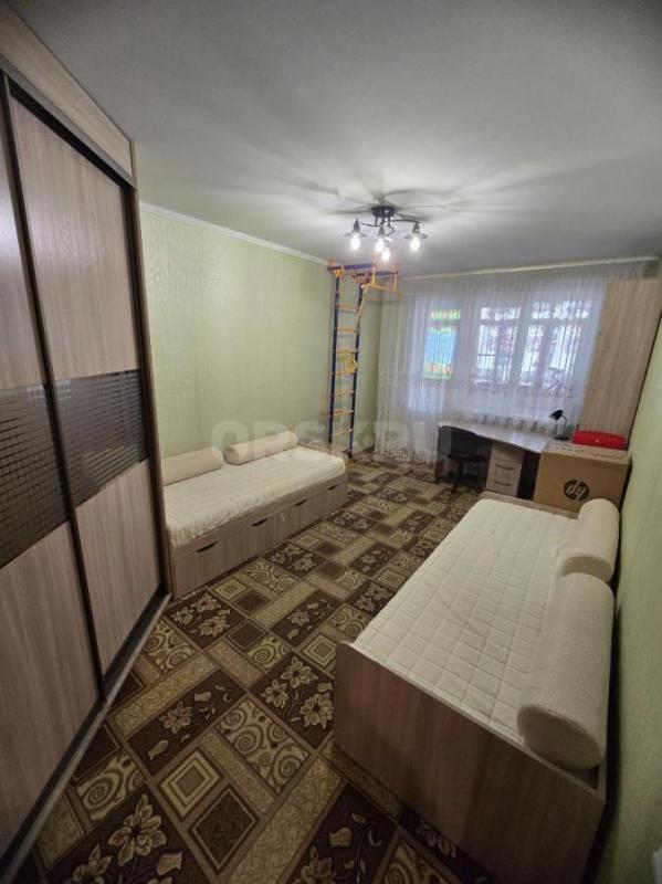 Продается  3-х комнатная квартира по адресу Ул. - Орск