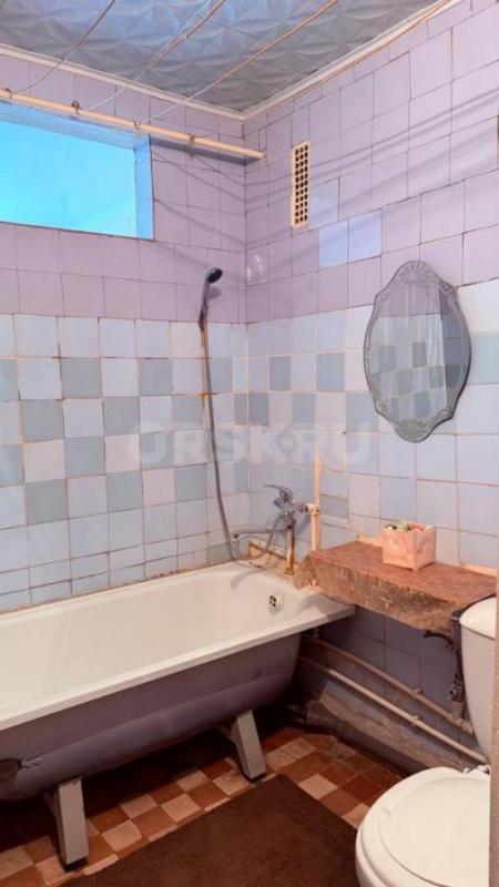 Продаю 3-х комнатную квартиру( маломерка), общей площадью 42 кв. - Орск