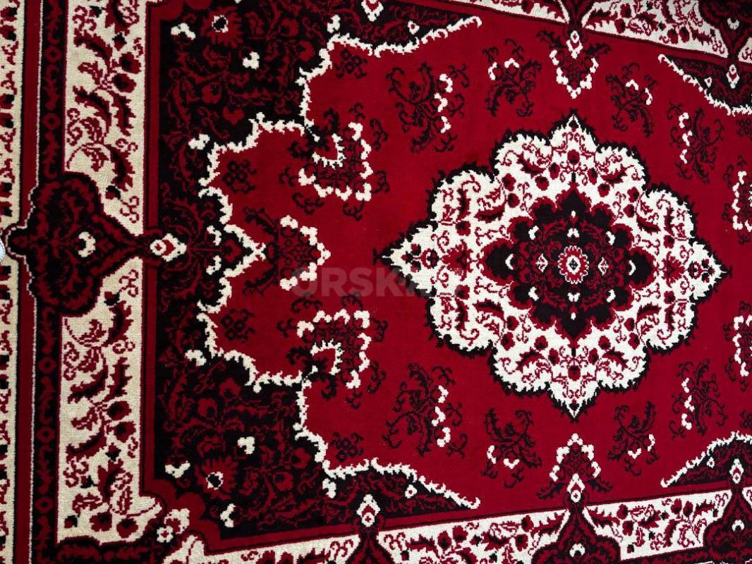 Продам ковер 2/3б,у,состояние отличное,висел на стене 3000,дорожки ковровые 0,8/2 две штуки(по750каж - Орск