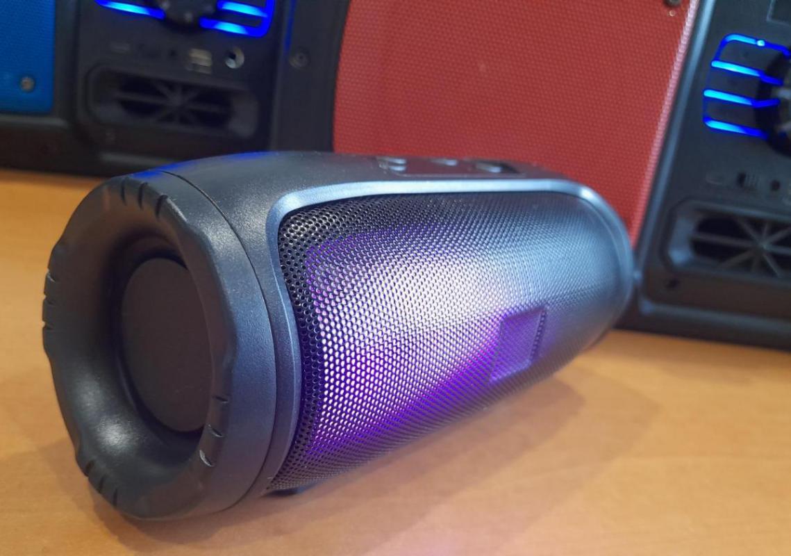 НОВЫЕ Bluetooth колонки!
1-3 фото:
Портативная Bluetooth колонка 60Вт, с ЖК дисплеем, встроенным M - Орск