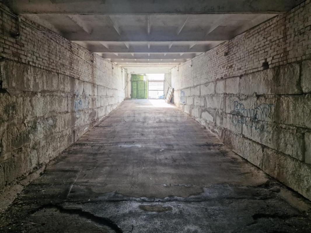 Сдам склад ЖБ 815 кв. - Орск