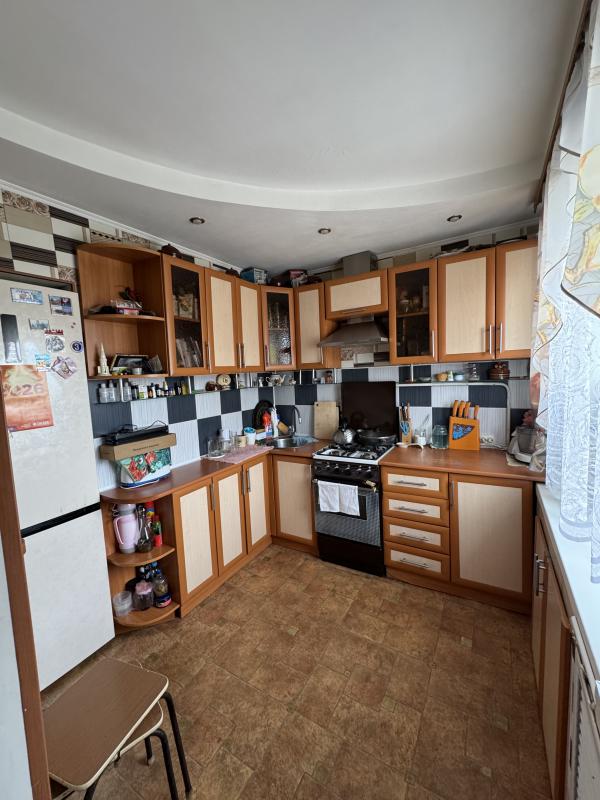 Продаётся уютная трёхкомнатная квартира площадью 54.7 квадратных метров, расположенная на Советской - Новотроицк