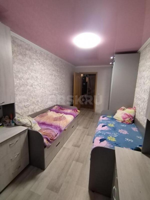 Продам просторную 3-х комнатную квартиру в экологически чистом районе города по адресу: Орский пр-кт - Орск