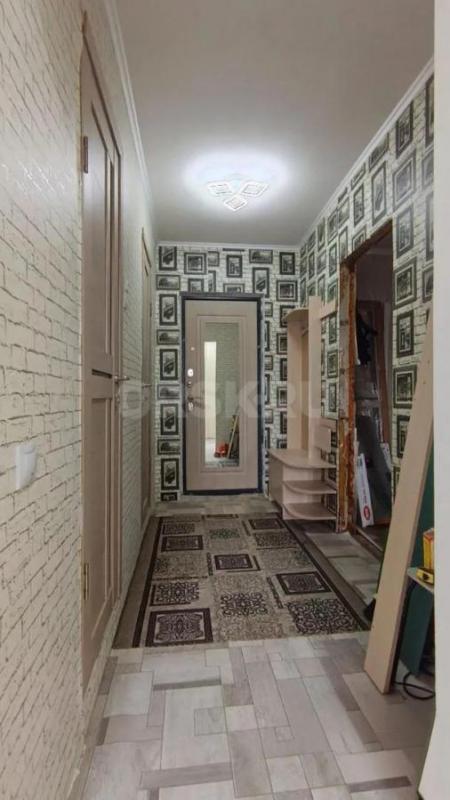 Продам 1-комнатную квартиру улучшенной планировке в тихом, спокойном районе города по адресу: ул. - Орск