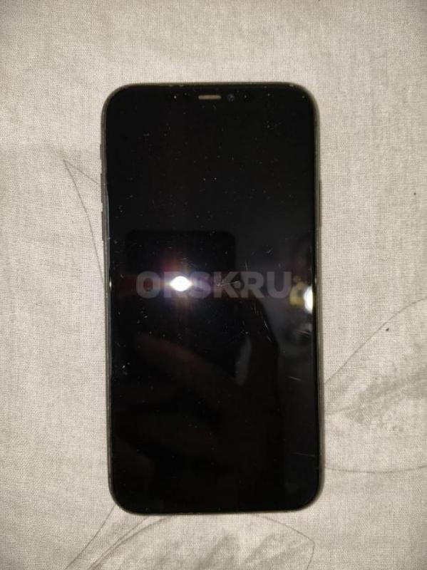 Айфон 11
Перезагрузка каждые 3 минуты (возможно проблема со шлейфом) и стоит пароль, ввести его не - Орск