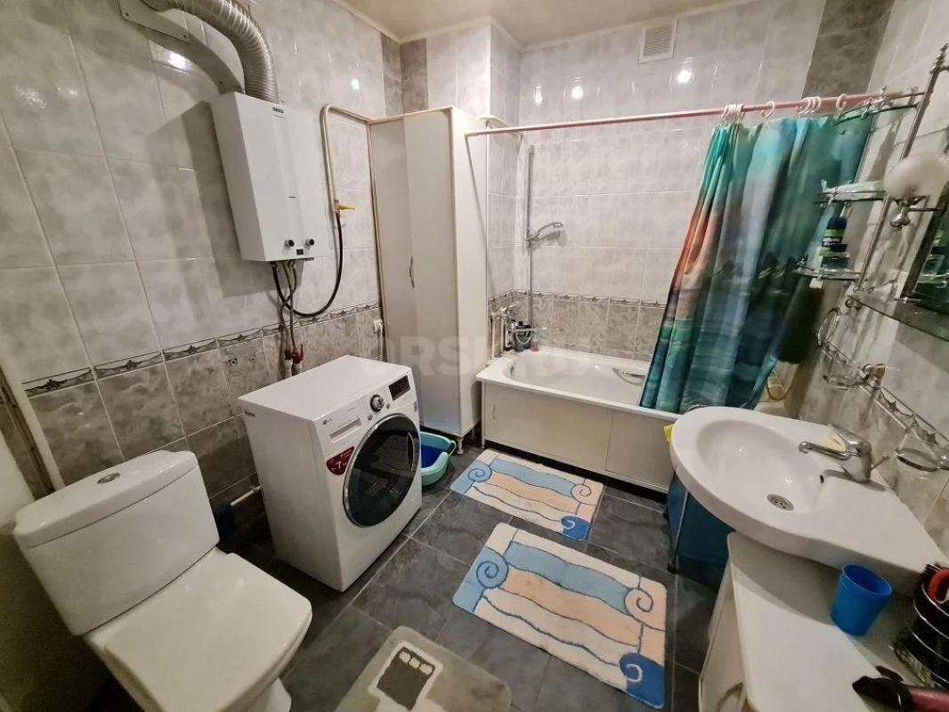 Сдам на длительный срок просторную, полностью меблированную 2-х комнатную квартиру в центральном рай - Орск