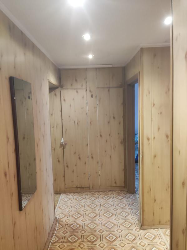 Срочно продается просторная светлая двухкомнатная квартира площадью 47,1 кв. - Гай