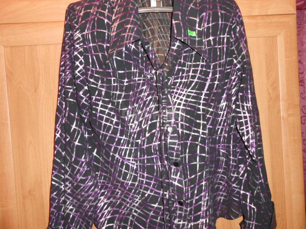 ветровка   платье на 2 года  шорты  блузки42-44 размер юбка  жилетка - Орск