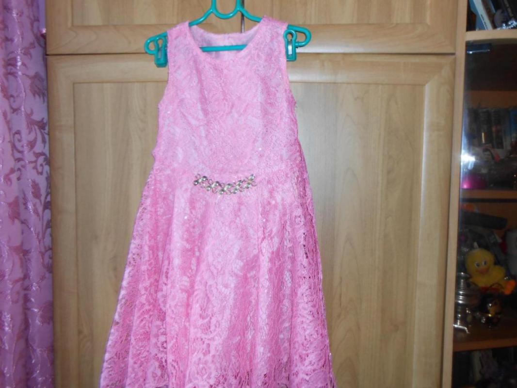 ветровка   платье на 2 года  шорты  блузки42-44 размер юбка  жилетка - Орск