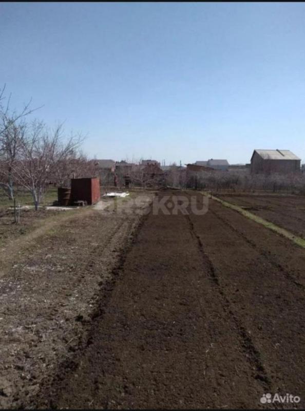 Вспашка земли японским мини-трактором. - Орск