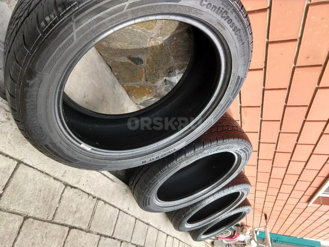 Комплект штатной резины XREY CROSS 215/50/R17
Состояние отличное,износ равномерный,протектор жирнющ - Орск