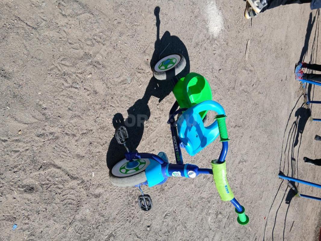 Продам трёхколёсный детский велосипед. - Орск