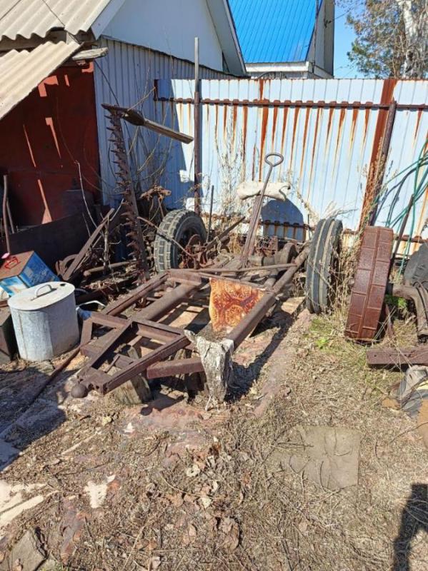 продам мини трактор есть двигатель в запасе много зап частей конная косилка и конные грабли всё на х - Орск