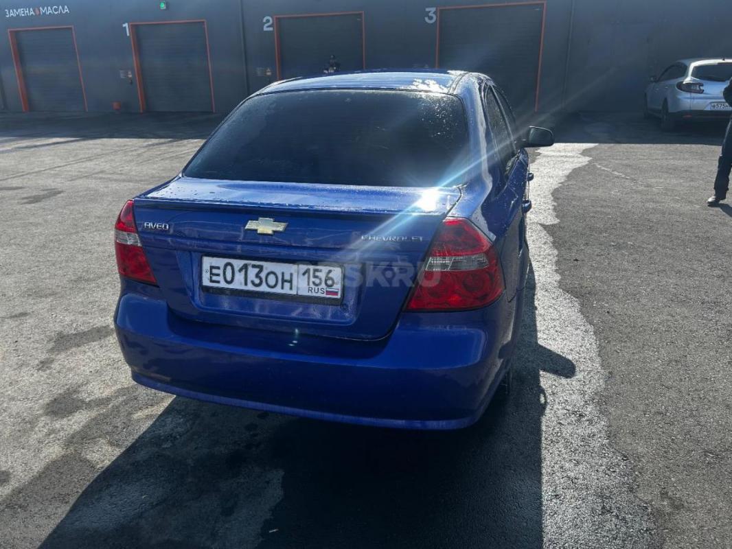 Продам отличную машину на отличном ходу двигатель коробка  , ходовая на 5из5 не гремит не трещит не - Орск